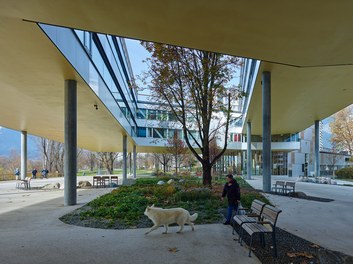 Wohnheim Olympisches Dorf - courtyard