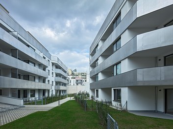 Housing Estate Petrusgasse - view from courtyard