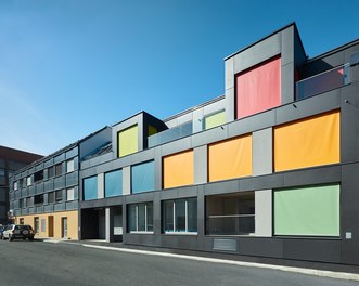 Housing Estate Autofabrikstrasse - view from street