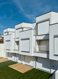 Housing Estate Autofabrikstrasse - detail of facade