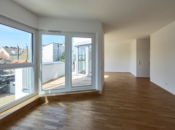 Housing Estate Autofabrikstrasse - living-dining room