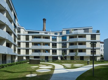 Wohnpark Zwölf - courtyard