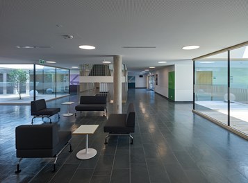 Landeskinderheim Perchtoldsdorf - lobby