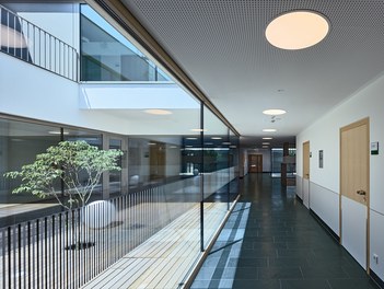 Landeskinderheim Perchtoldsdorf - corridor