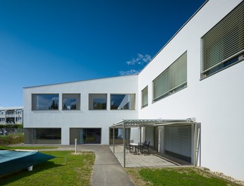 Landeskinderheim Perchtoldsdorf - courtyard