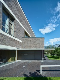 Headquarter Berger Logistik - detail of facade