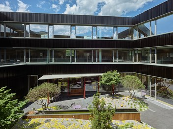 Headquarter Berger Logistik - courtyard