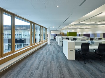 Headquarter Berger Logistik - open space office