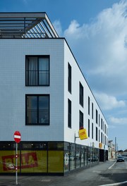 Housing Complex Breitenfurt - streetfacade