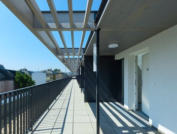 Housing Complex Breitenfurt - approach