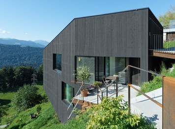 House SCH - approach
