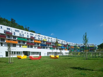 Housing Complex Waldmühle Rodaun - south facade