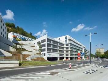 Housing Complex Waldmühle Rodaun - view from street