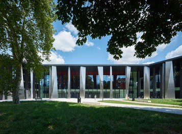 PALAIS DE LA MUSIQUE ET DES CONGRÈS - entrance