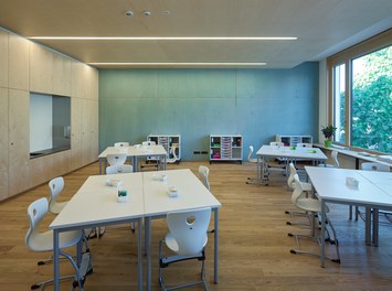 Volksschule Edlach - class room