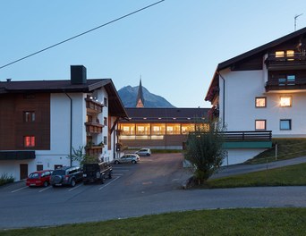 M Preis + Apartment House - night shot