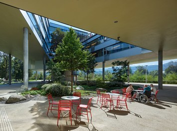 Wohnheim Olympisches Dorf 2 - courtyard