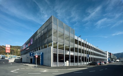 Shopping Centre Eli - multi-storey car park