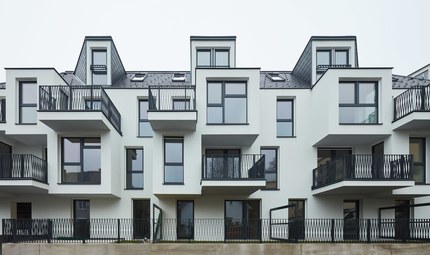 Housing Estate Auhofstrasse - detail of facade