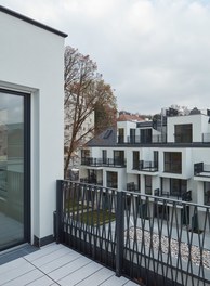 Housing Estate Auhofstrasse - view from terrace