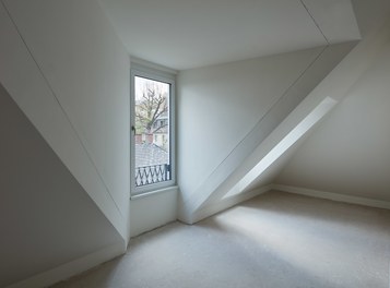 Housing Estate Auhofstrasse - bedroom