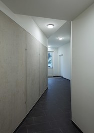 Housing Estate Auhofstrasse - corridor