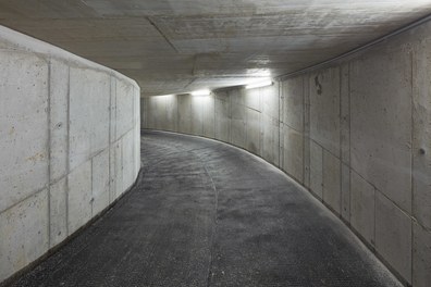 Housing Estate Auhofstrasse - garage