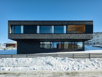 Residence H - south facade