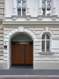 Housing Complex Argentinierstrasse - entrance