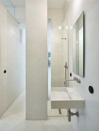 Photographic Skill Center DSV - bathroom