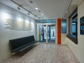 Headquarter AKM - lobby