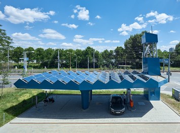 Tower of Power - general view