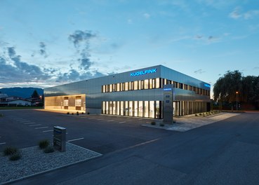 Headquarter Kugelfink - night shot