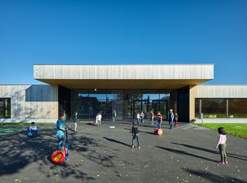 Primary School Höchst - entrance