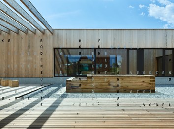 Primary School Höchst - outdoor classroom