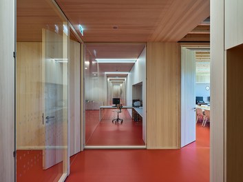Primary School Höchst - corridor