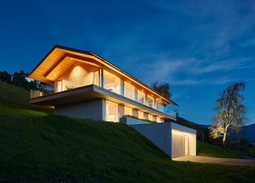 Residence D - night shot