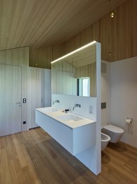 Residence D - bathroom