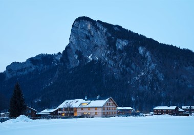 Tannahof - night shot