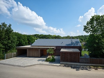 Residence S - view from street