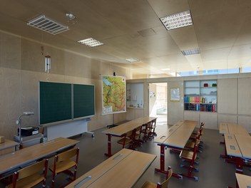 Primary School Herrenried - class room