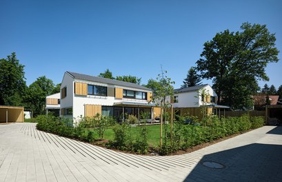 K10 Kiefernweg - view into courtyard