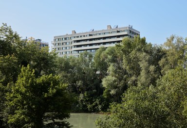 Housing Complex Laend Yard - view from river