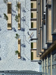 Housing Complex Laend Yard - view into courtyard