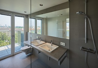 Housing Complex Laend Yard - bathroom