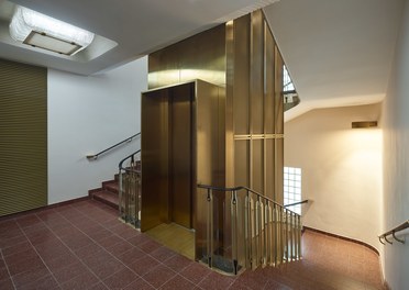 Residential Complex Korb Etagen - staircase