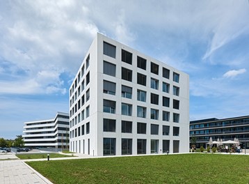 Officebuilding BBK - view from southeast