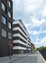 Housing Complex SEE.STATT - view from street