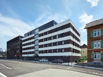 Housing Complex SEE.STATT - view from street