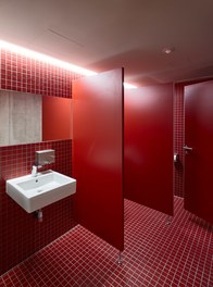 Office Building Mia Systems - bathroom